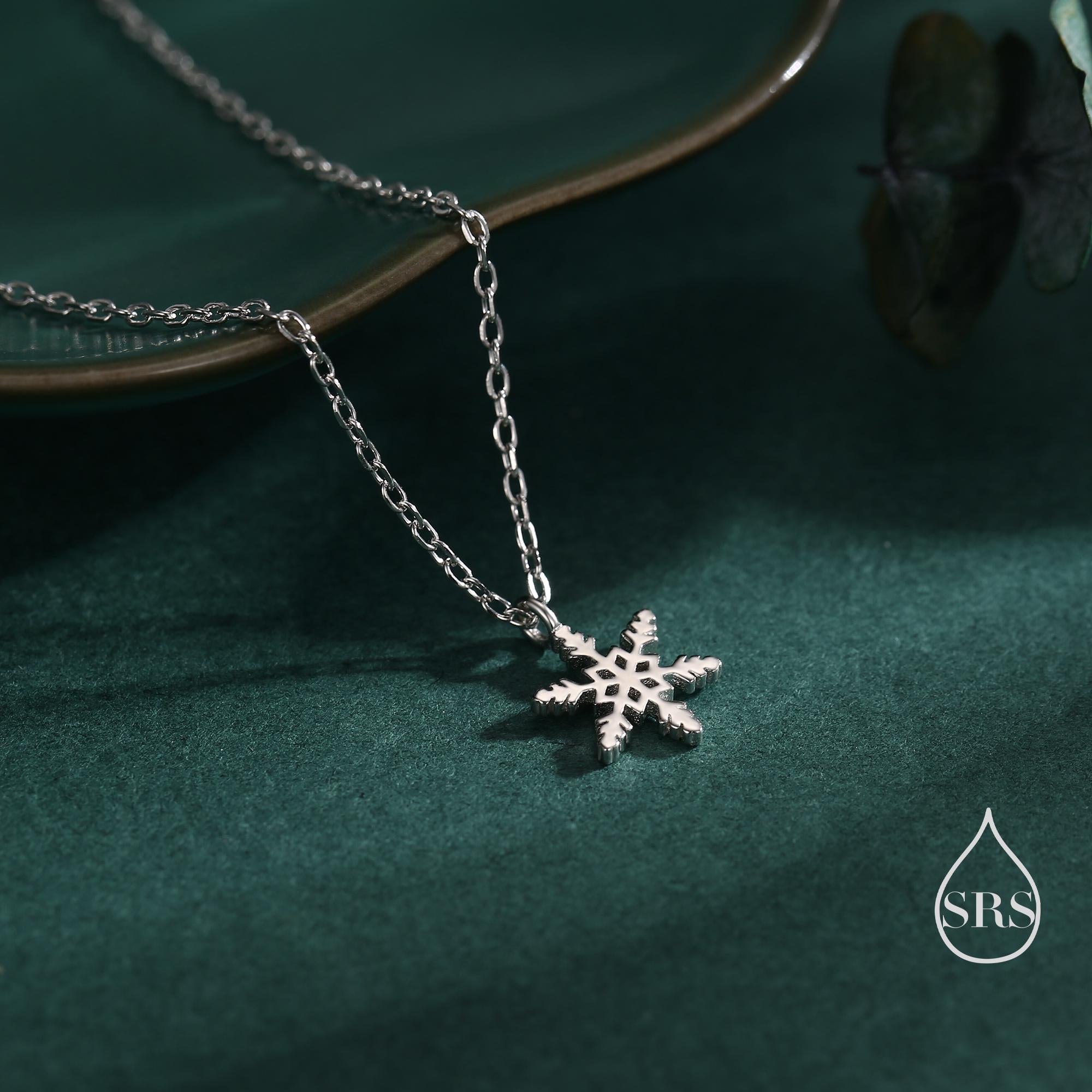 Very Small Snowflake Pendant Necklace in Sterling Silver, Cute Snowflake Necklace, Silver Snow Necklace